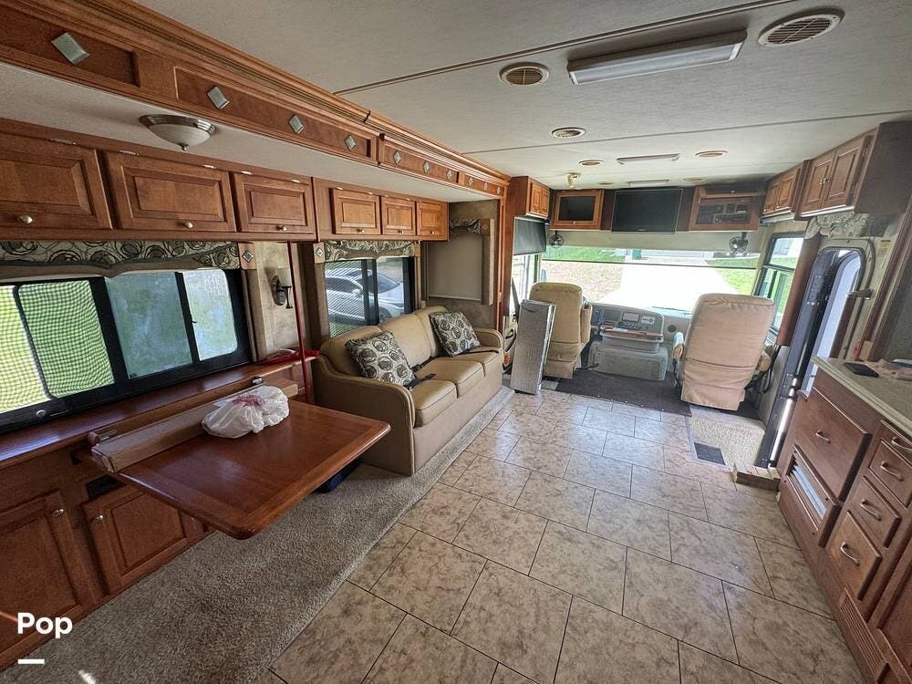 Used 2009 Tiffin Allegro Bay 37QSB available in Port Charlotte, Florida