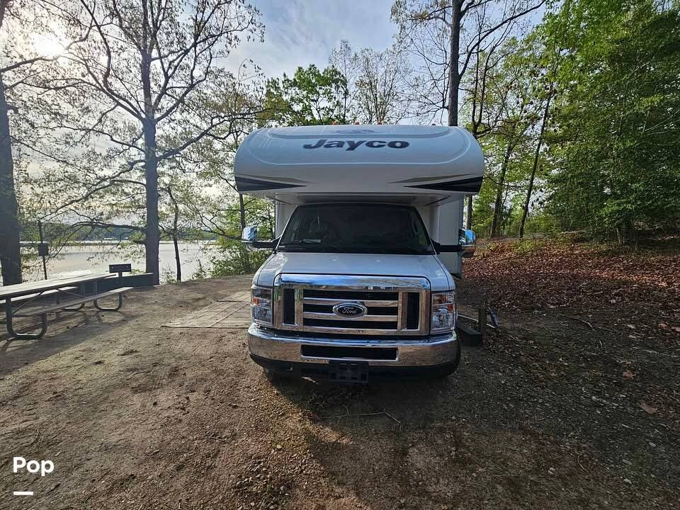 2019 Jayco Greyhawk 30X - Used Class C For Sale by Pop RVs in Mars Hill, North Carolina features Slideout