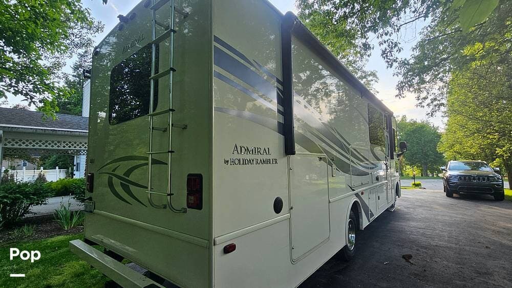 2019 Holiday Rambler Admiral 29M - Used Class A For Sale by Pop RVs in Howell, Michigan features Slideout