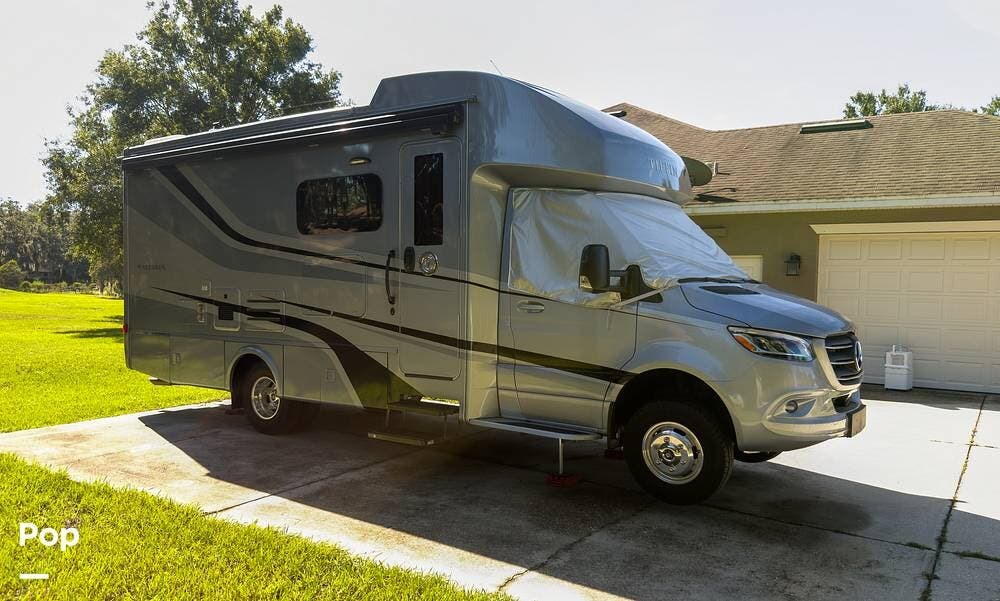 2022 Wayfarer 25RW by Tiffin from Pop RVs in Winter Haven, Florida