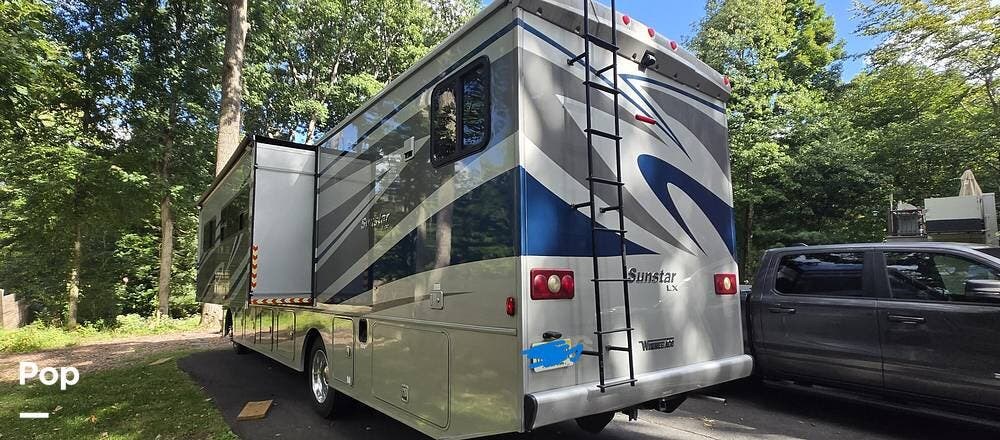2018 Sunstar LX 35F by Winnebago from Pop RVs in Newfoundland, New Jersey