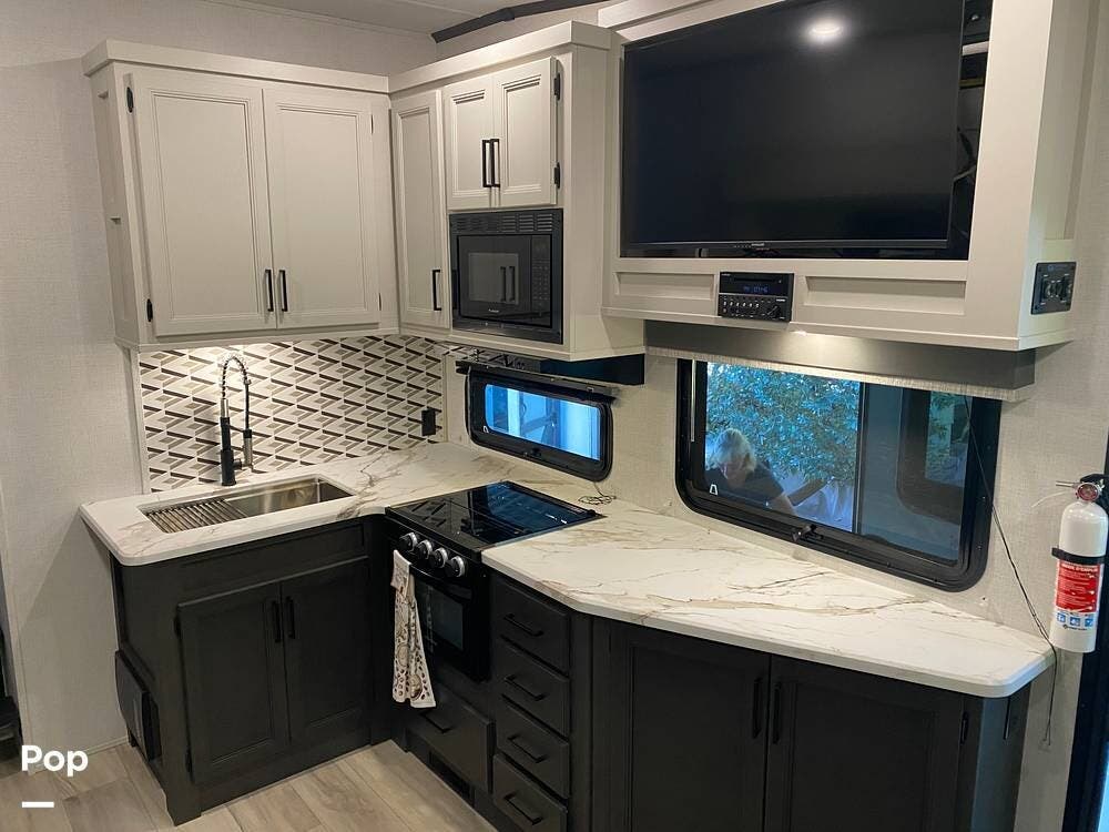 Used 2025 Keystone Alpine Keystone  25 SRD available in Chokoloskee, Florida