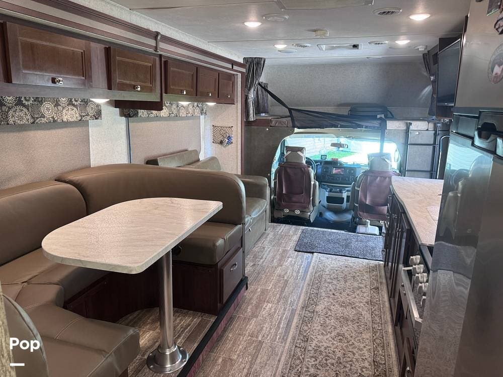 2018 Sunseeker 3010DS by Forest River from Pop RVs in Hinesville, Georgia
