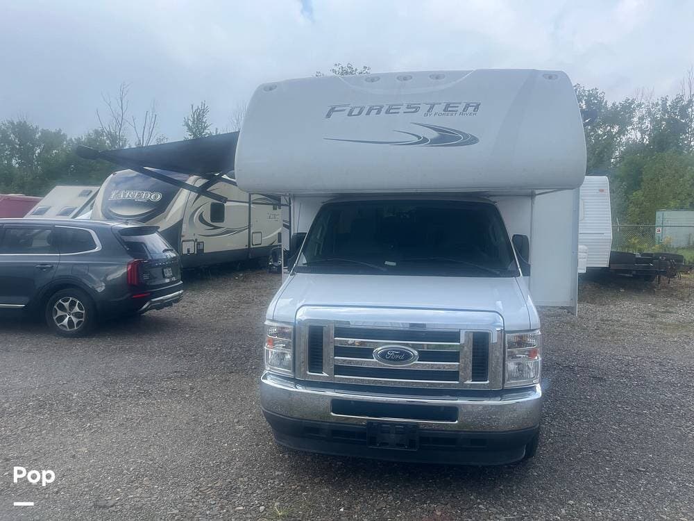 2021 Forest River Forester LE 3251DS - Used Class C For Sale by Pop RVs in Silver Creek, New York features Air Conditioning, Generator, Slideout, Awning