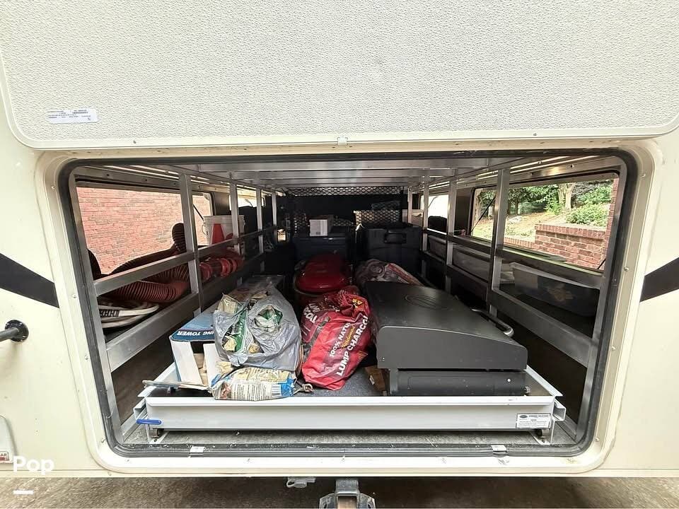 2021 Grand Design Solitude 375RES - Used Fifth Wheel For Sale by Pop RVs in Rydal, Georgia features Slideout