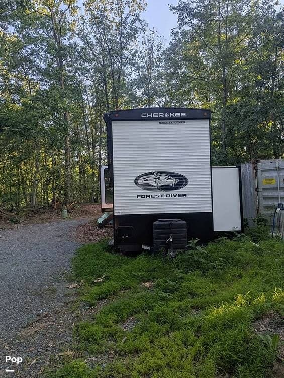 2025 Timberwolf 39DL by Cherokee from Pop RVs in Elkton, Maryland