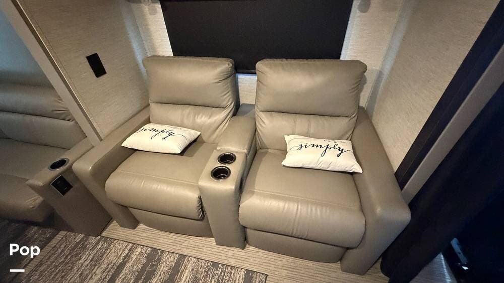 2021 Wayfarer 25RW by Tiffin from Pop RVs in Saint James City, Florida