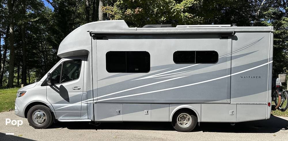 2023 Tiffin Wayfarer 25RW - Used Class C For Sale by Pop RVs in Maple City, Michigan features Awning, Generator, Leveling Jacks, Air Conditioning, Slideout