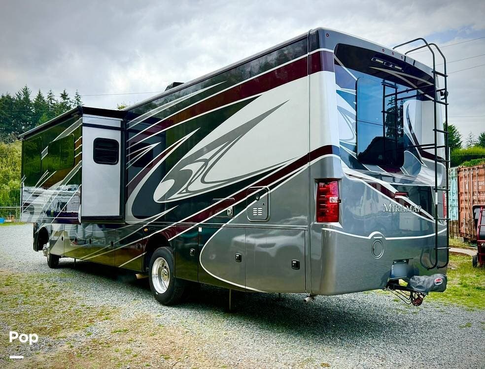 2022 Miramar 35.2 by Thor Motor Coach from Pop RVs in Des Moines, Washington
