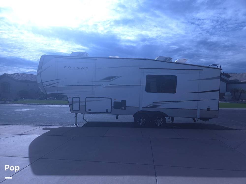 2024 Keystone Cougar 260MLE - Used Fifth Wheel For Sale by Pop RVs in Mesa, Arizona features Slideout