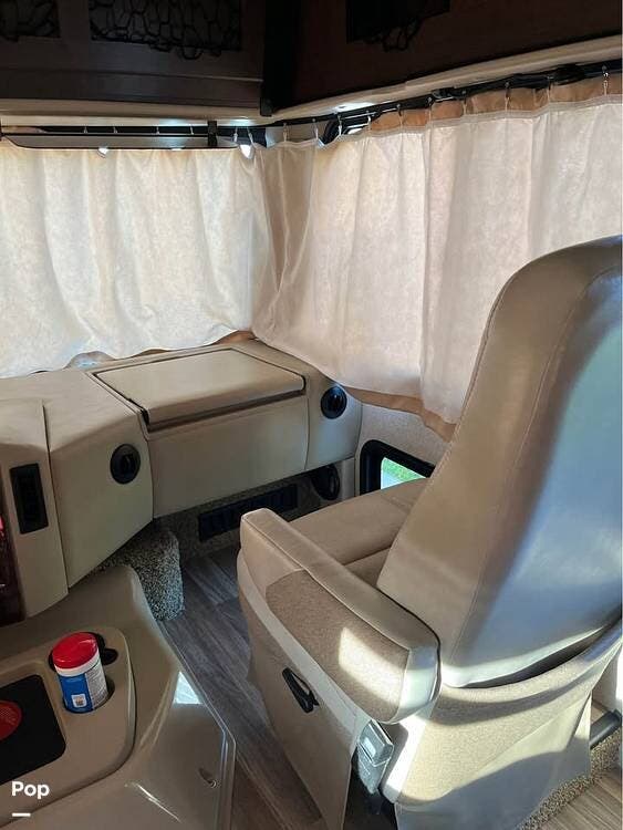 2016 Thor Motor Coach A.C.E. 30.1 - Used Class A For Sale by Pop RVs in Vero Beach, Florida features Slideout