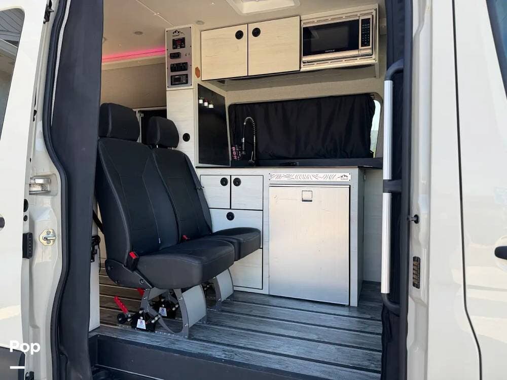 2021 Summit Adventure Vans Longs Peak 20 - Used Class B For Sale by Pop RVs in Castle Rock, Colorado