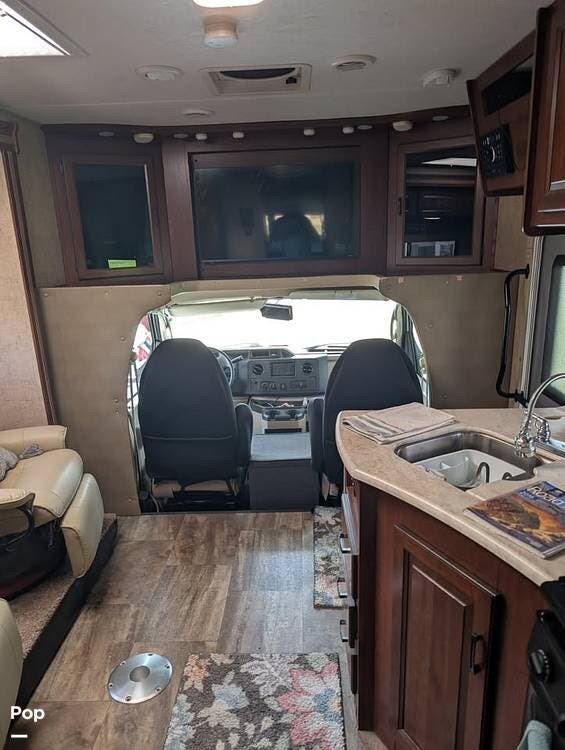 2016 Sunseeker 2500TS by Forest River from Pop RVs in Bradenton, Florida