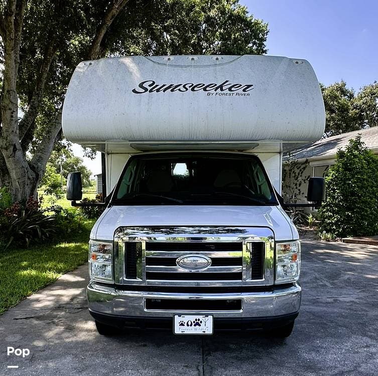 2016 Sunseeker 2500TS by Forest River from Pop RVs in Bradenton, Florida