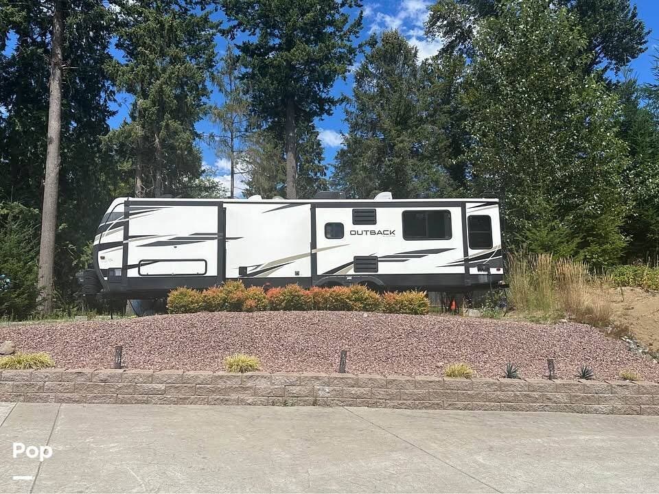 2021 Keystone Outback 330RL - Used Travel Trailer For Sale by Pop RVs in Bonney Lake, Washington features Slideout