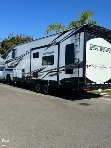 Used 2023 Genesis Supreme Genesis Supreme 30GS available in Nampa, Idaho