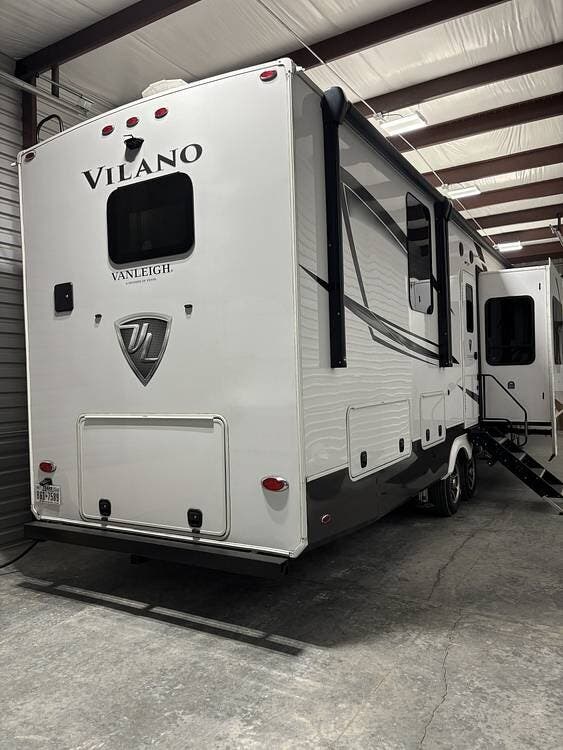2023 Vilano 377FL by Vanleigh from Pop RVs in Amarillo, Texas