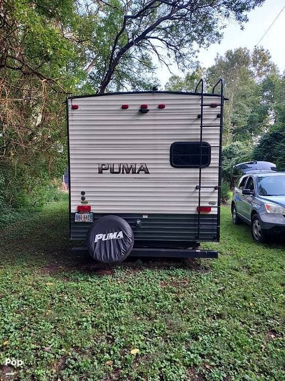 2018 Palomino Puma 32RKTS - Used Travel Trailer For Sale by Pop RVs in Dayton, Ohio features Slideout