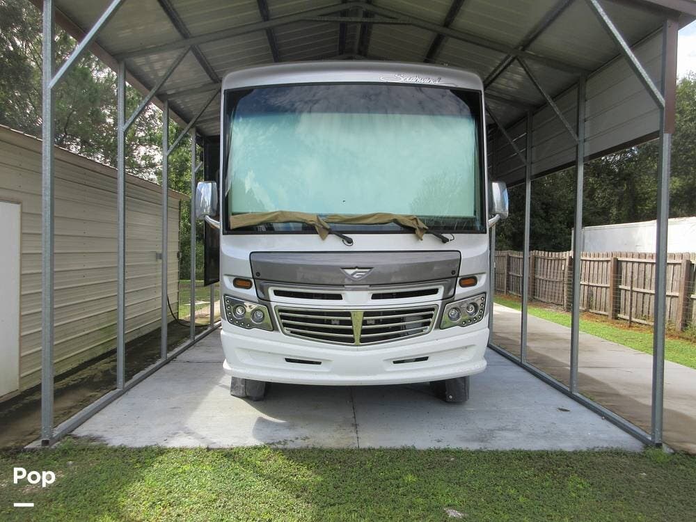 2021 Fleetwood Southwind 36P - Used Class A For Sale by Pop RVs in Lakeland, Florida features Slideout, Leveling Jacks, Generator, Air Conditioning, Awning