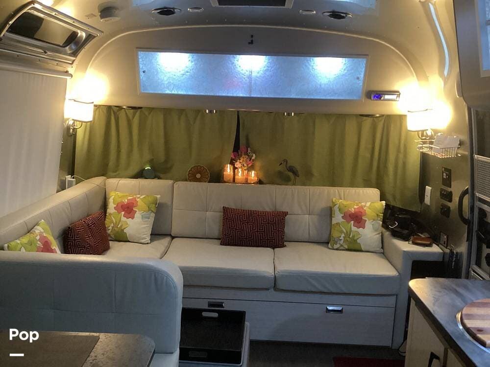 Used 2019 Airstream International 30RB Twin Serenity available in Melbourne, Florida