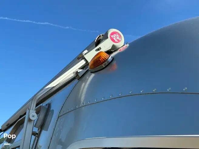 2017 Airstream Flying Cloud 19 - Used Travel Trailer For Sale by Pop RVs in Pueblo West, Colorado features Leveling Jacks, Air Conditioning, Awning