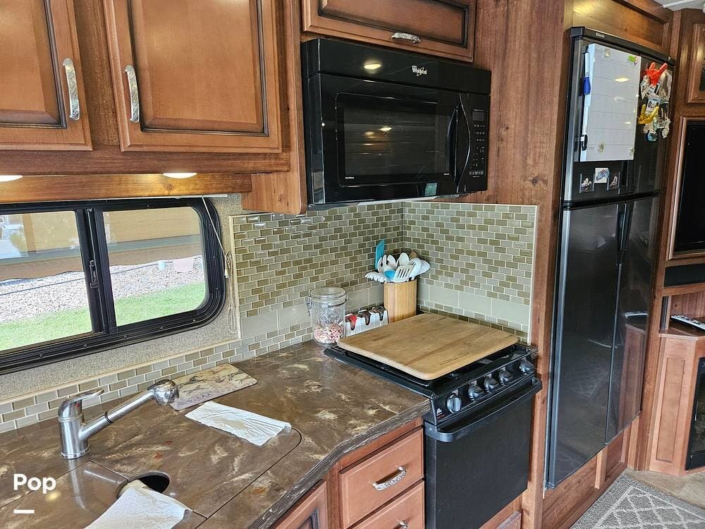 2014 Bounder 35K by Fleetwood from Pop RVs in Arvada, Colorado