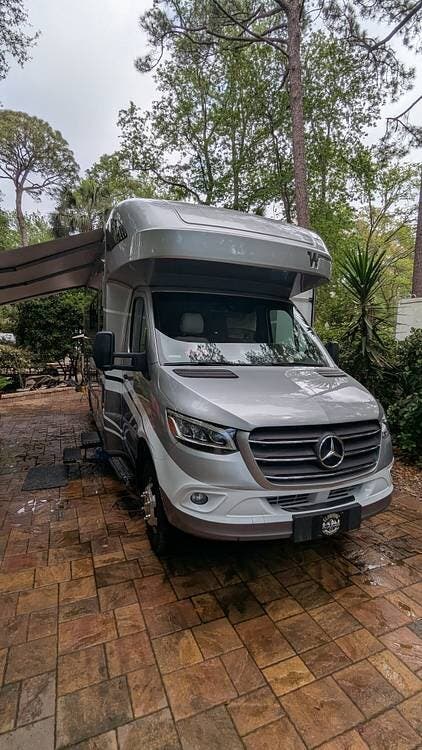 2021 View 24D by Winnebago from Pop RVs in Shavertown, Pennsylvania