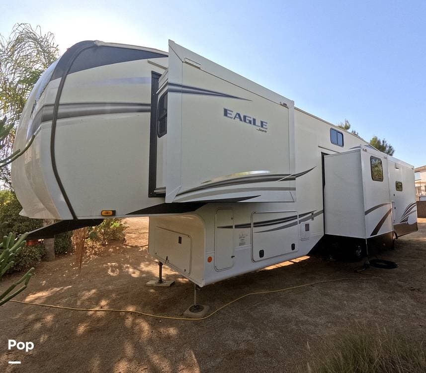 2021 Jayco Eagle 355MBQS - Used Fifth Wheel For Sale by Pop RVs in Perris, California features Air Conditioning, Slideout, Awning