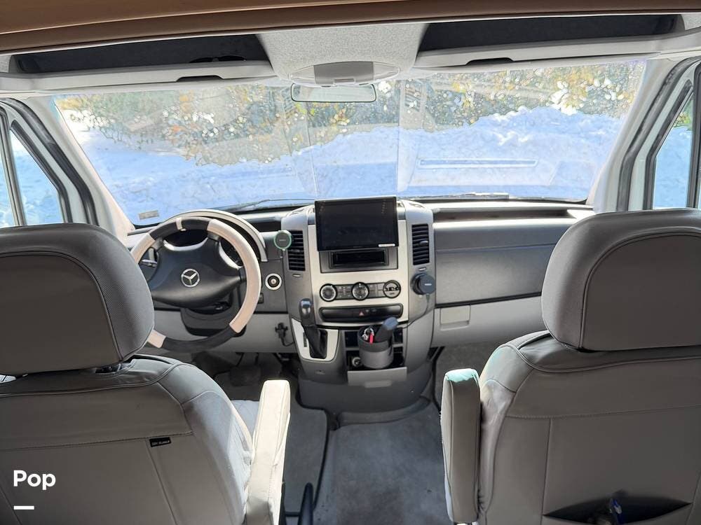 2013 Unity U24TB by Leisure Travel from Pop RVs in Loxahatchee, Florida