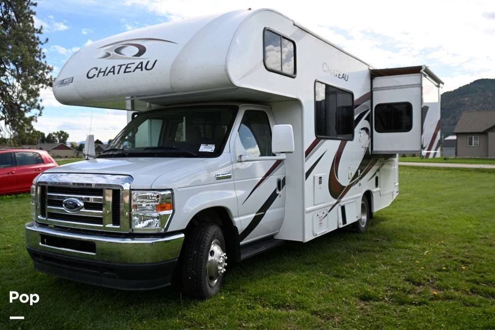 2023 Thor Motor Coach Chateau 22B - Used Class C For Sale by Pop RVs in Frenchtown, Montana features Awning, Generator, Air Conditioning, Slideout