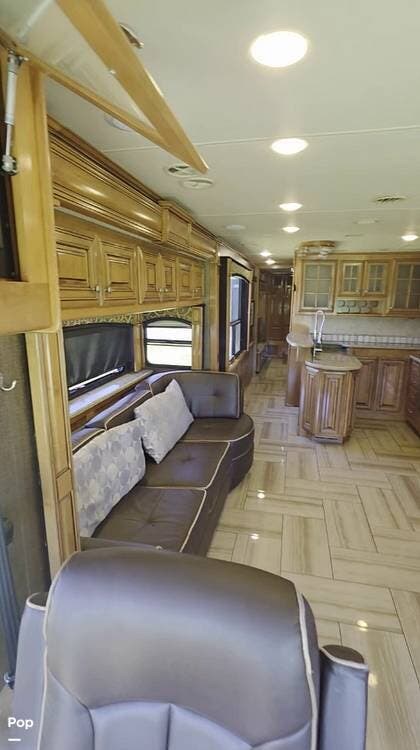2015 Tuscany 40KQ by Thor Motor Coach from Pop RVs in Carleton Place, Ontario