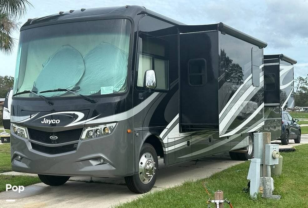 2019 Jayco Precept Prestige 36H - Used Class A For Sale by Pop RVs in Bartow, Florida features Slideout