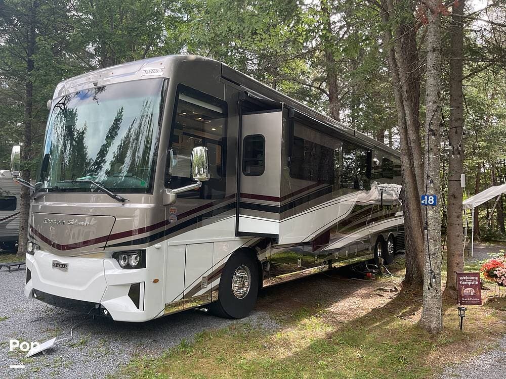 2026 Dutch Star 4340 by Newmar from Pop RVs in Moncton, New Brunswick