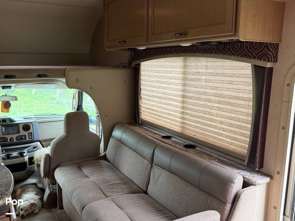 Used 2018 Thor Motor Coach Chateau 28Z available in Midway, Texas