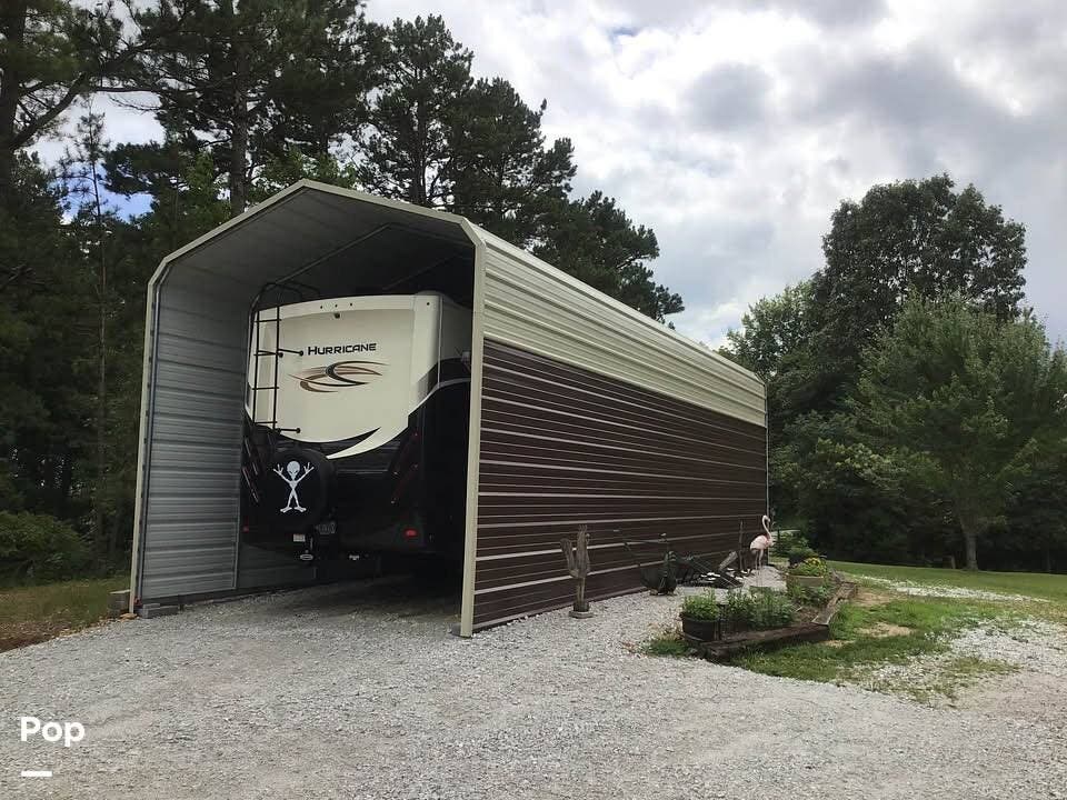 Used 2020 Thor Motor Coach Hurricane 35M available in Jasper, Arkansas