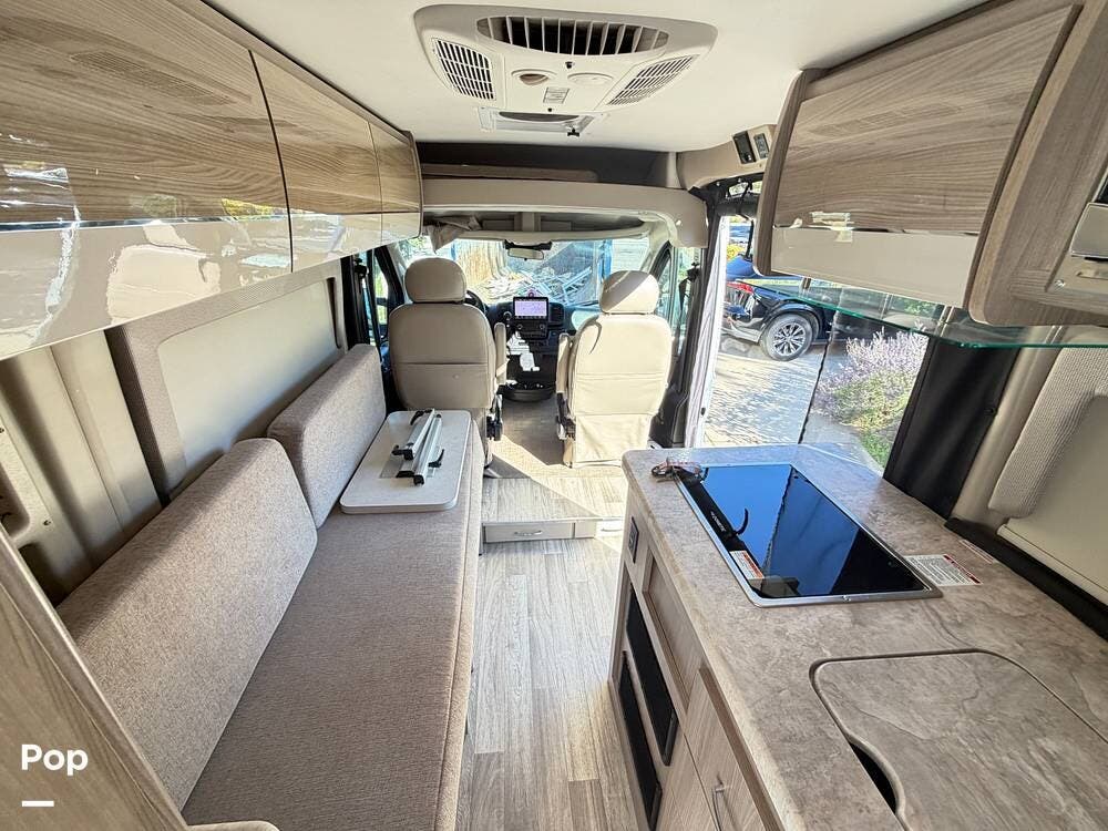 2024 Thor Motor Coach Scope 18A - Used Class B For Sale by Pop RVs in Cottonwood Heights, Utah features Generator, Awning, Air Conditioning