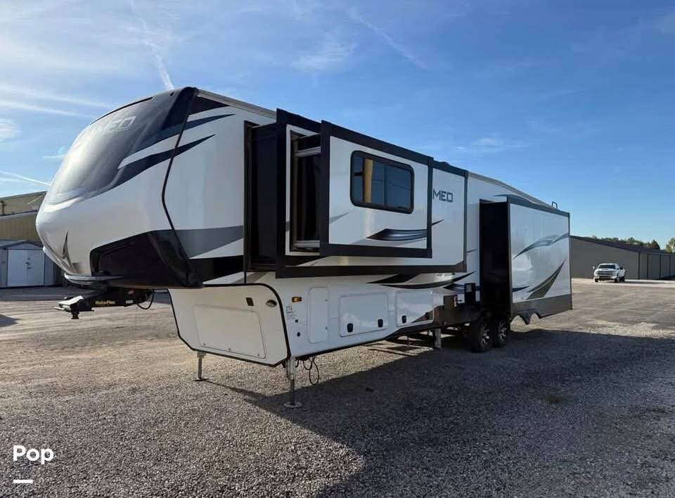 2021 Cameo 3891MK by CrossRoads from Pop RVs in Antigo, Wisconsin