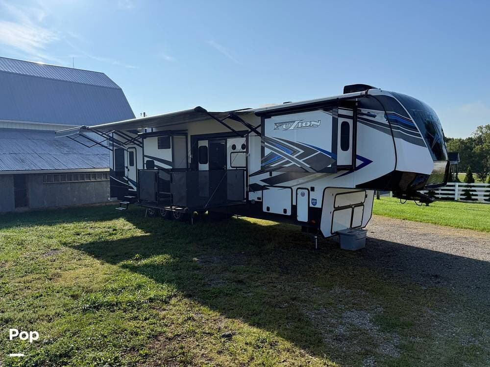 Used 2021 Keystone Fuzion 424 available in Mechanicsburg, Ohio