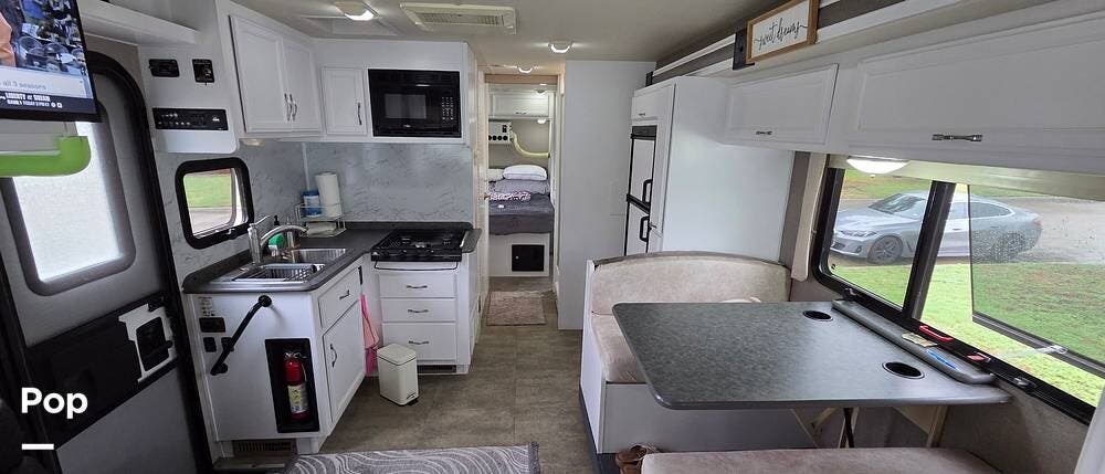 2015 Flair 26D by Fleetwood from Pop RVs in Arlington, Texas