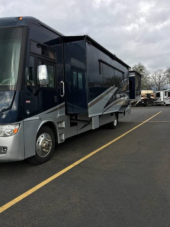 Used 2014 Winnebago Adventurer 38Q available in Vancouver, Washington