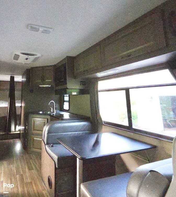 2020 Majestic 28A by Thor Motor Coach from Pop RVs in North Bend, Washington