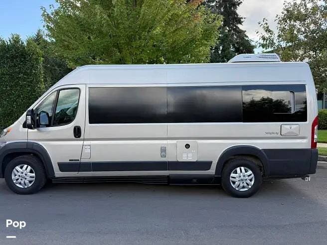Used 2018 Roadtrek Simplicity 21 available in Oregon City, Oregon