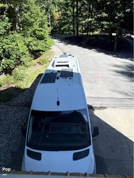 2022 Midwest Luxe Cruiser Automotive Designs  S5 - Used Class B For Sale by Pop RVs in Grand Rapids, Michigan