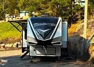 Used 2022 Grand Design Momentum 351M available in Baxter, Tennessee