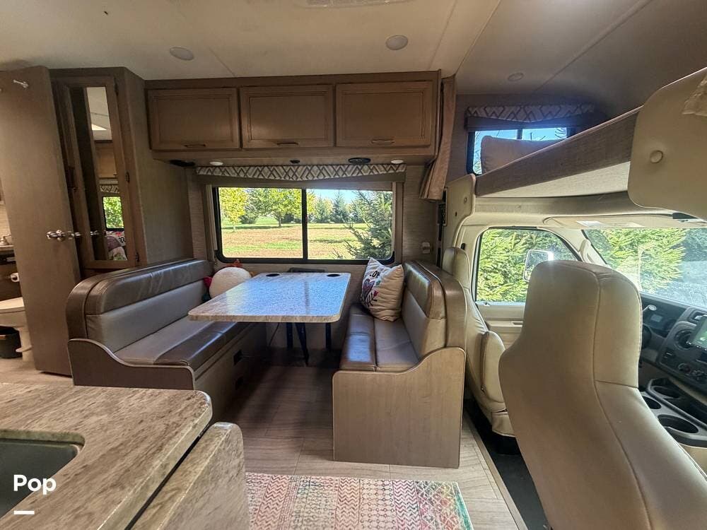 2021 Quantum SE22 by Thor Motor Coach from Pop RVs in Attica, Michigan