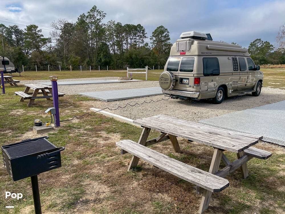2010 Great West Vans Classic - Used Class B For Sale by Pop RVs in Marietta, Georgia