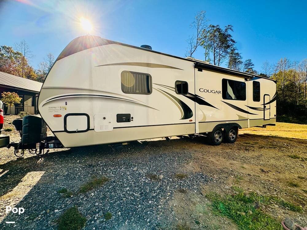 2022 Keystone Cougar 30BHS - Used Travel Trailer For Sale by Pop RVs in Hickory, North Carolina features Awning, Air Conditioning, Slideout, Leveling Jacks