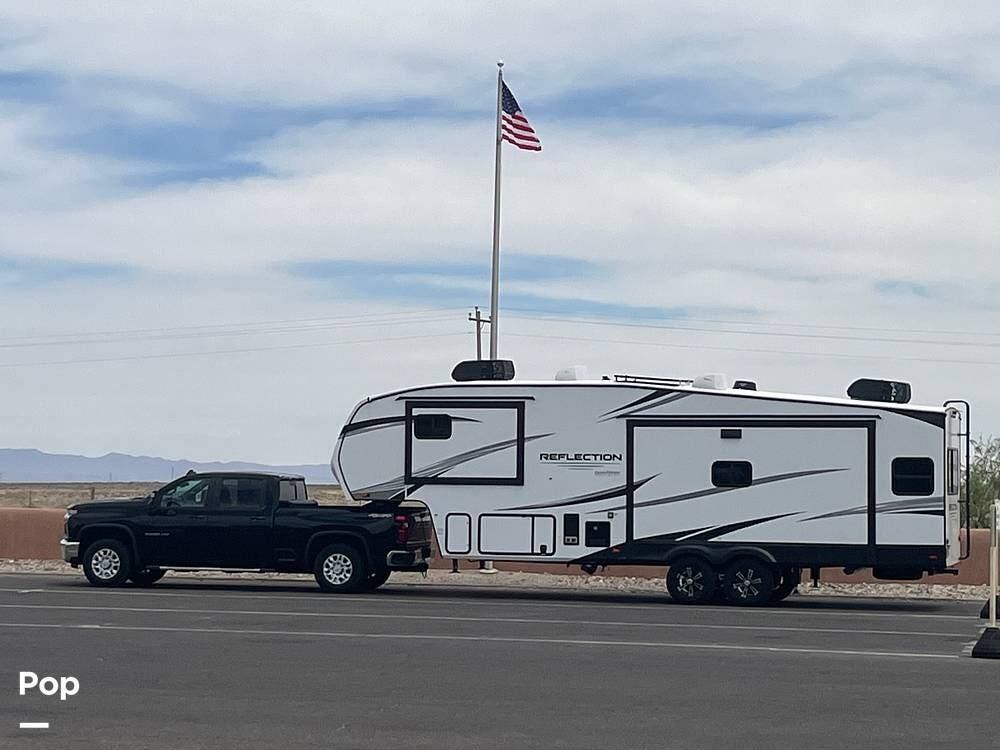 2024 Grand Design Reflection 303RLS - Used Fifth Wheel For Sale by Pop RVs in Saint Petersburg, Florida features Slideout, Air Conditioning