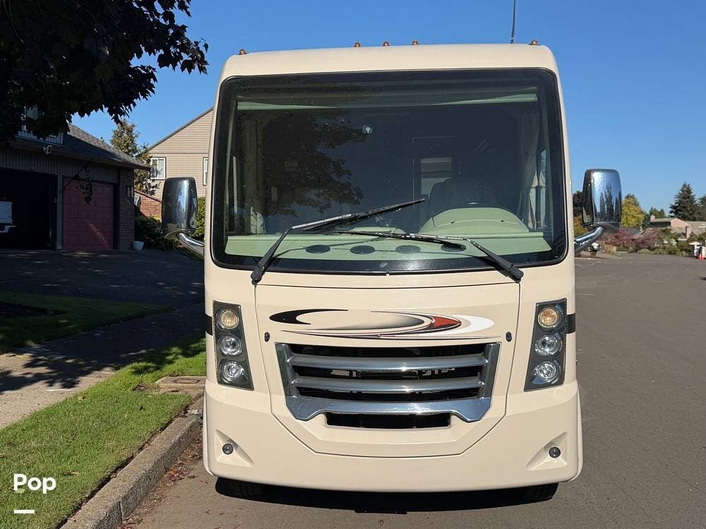Used 2017 Thor Motor Coach Vegas 25.2 available in Vancouver, Washington