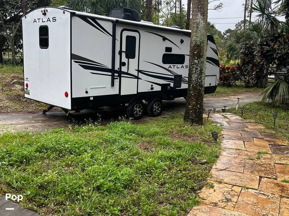 Used 2023 Dutchmen Atlas 2202RB available in Loxahatchee, Florida